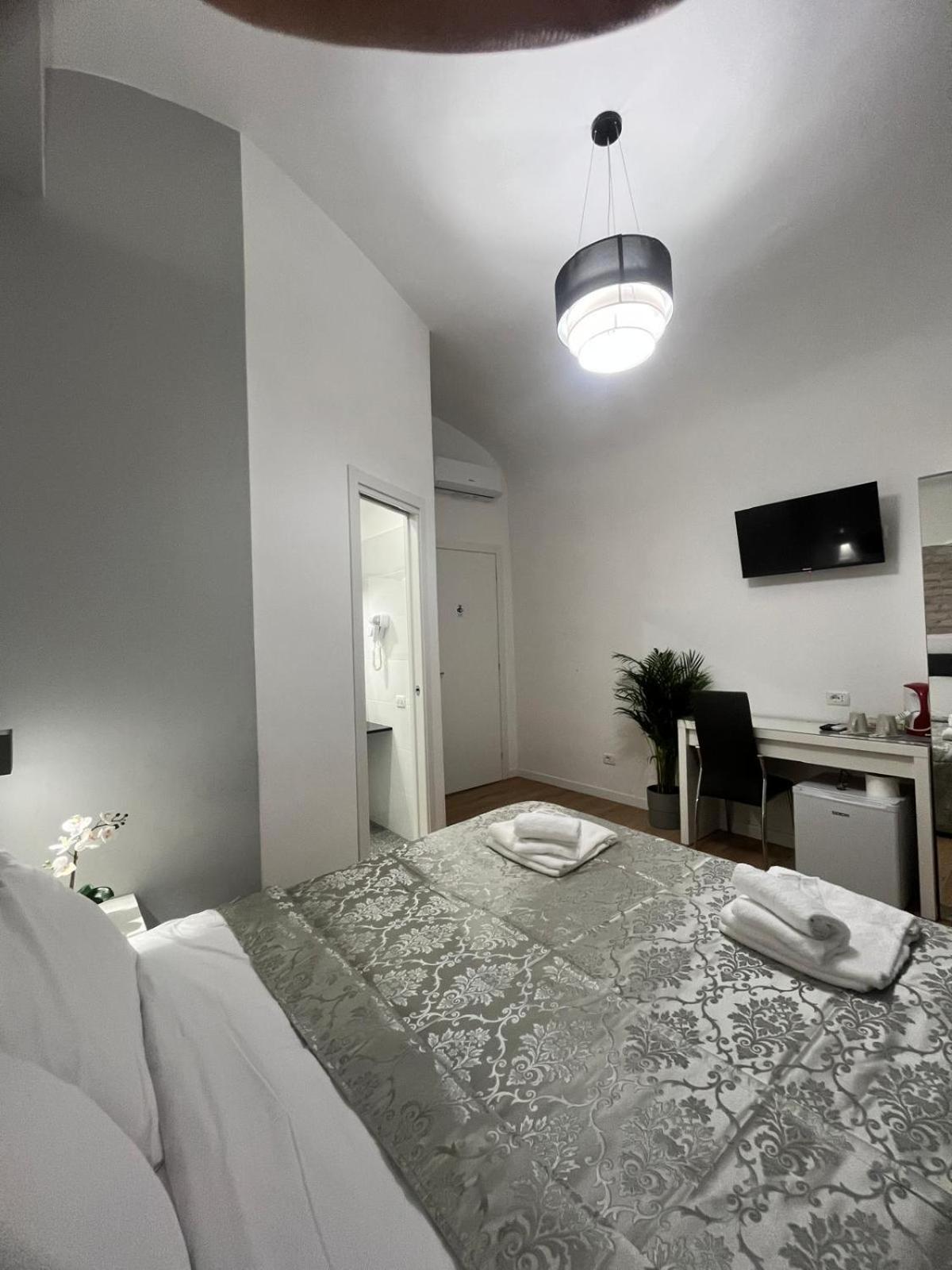 Pensión Rome Holiday Guesthouse